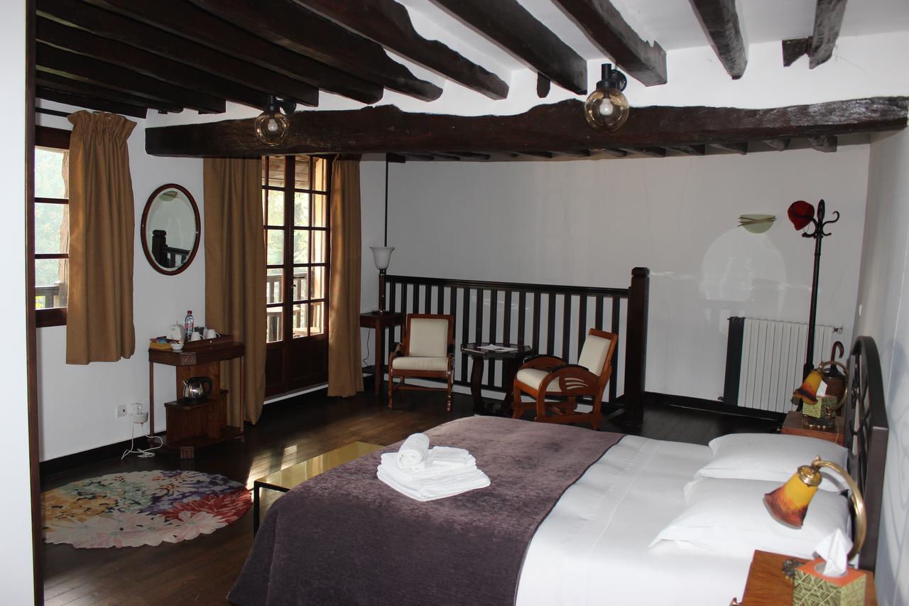 Le Clos Dormont Saint-Etienne-sous-Bailleul Exterior photo